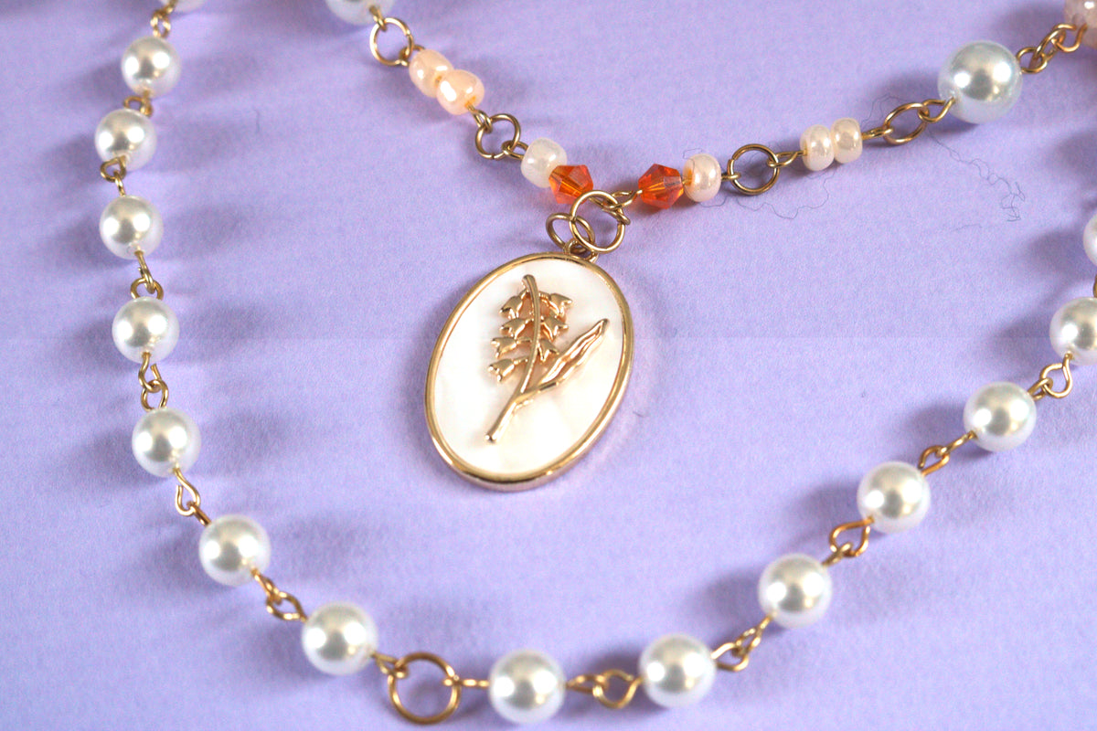 Flower Pearl Necklace