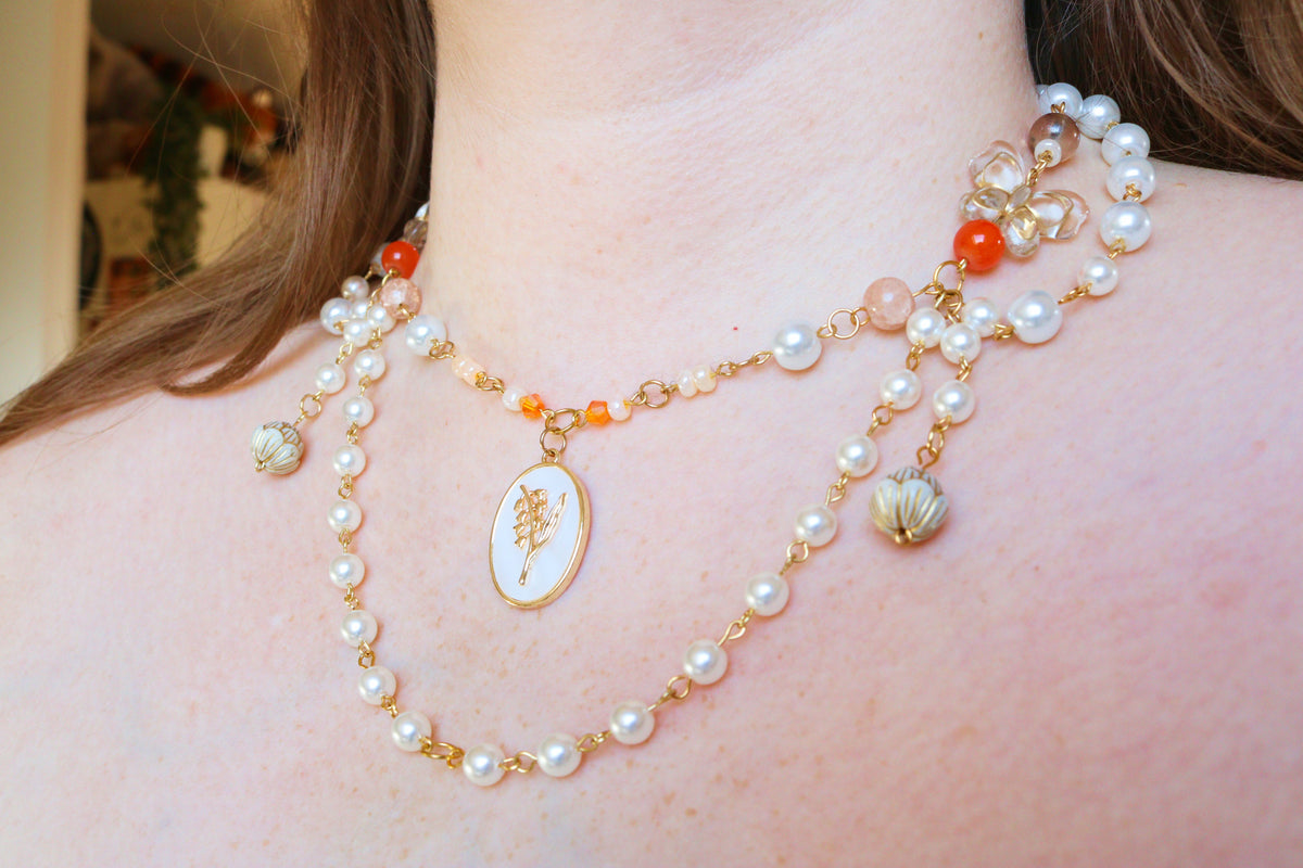 Flower Pearl Necklace